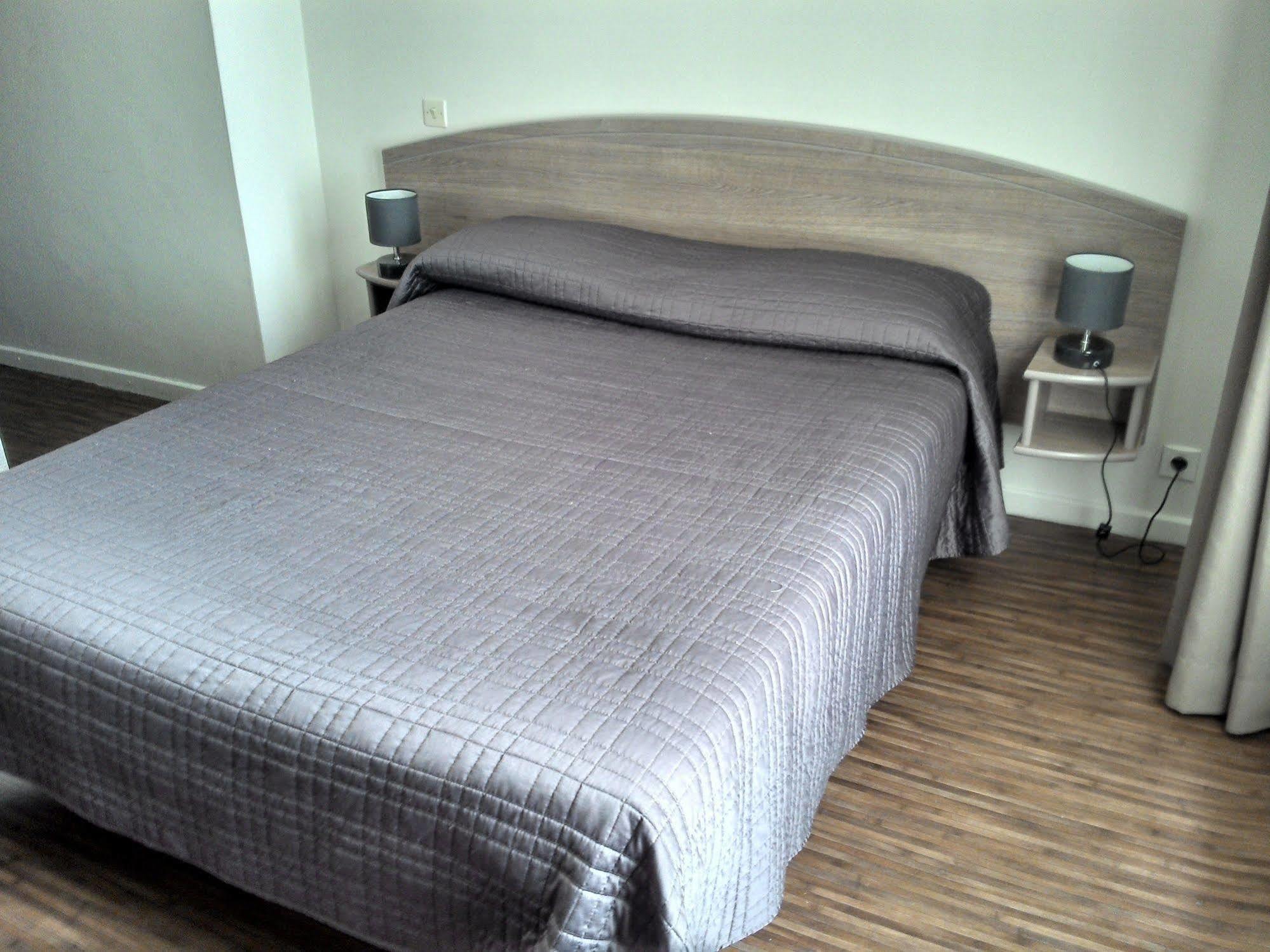 Acqs Hotel ดักซ์ ภายนอก รูปภาพ